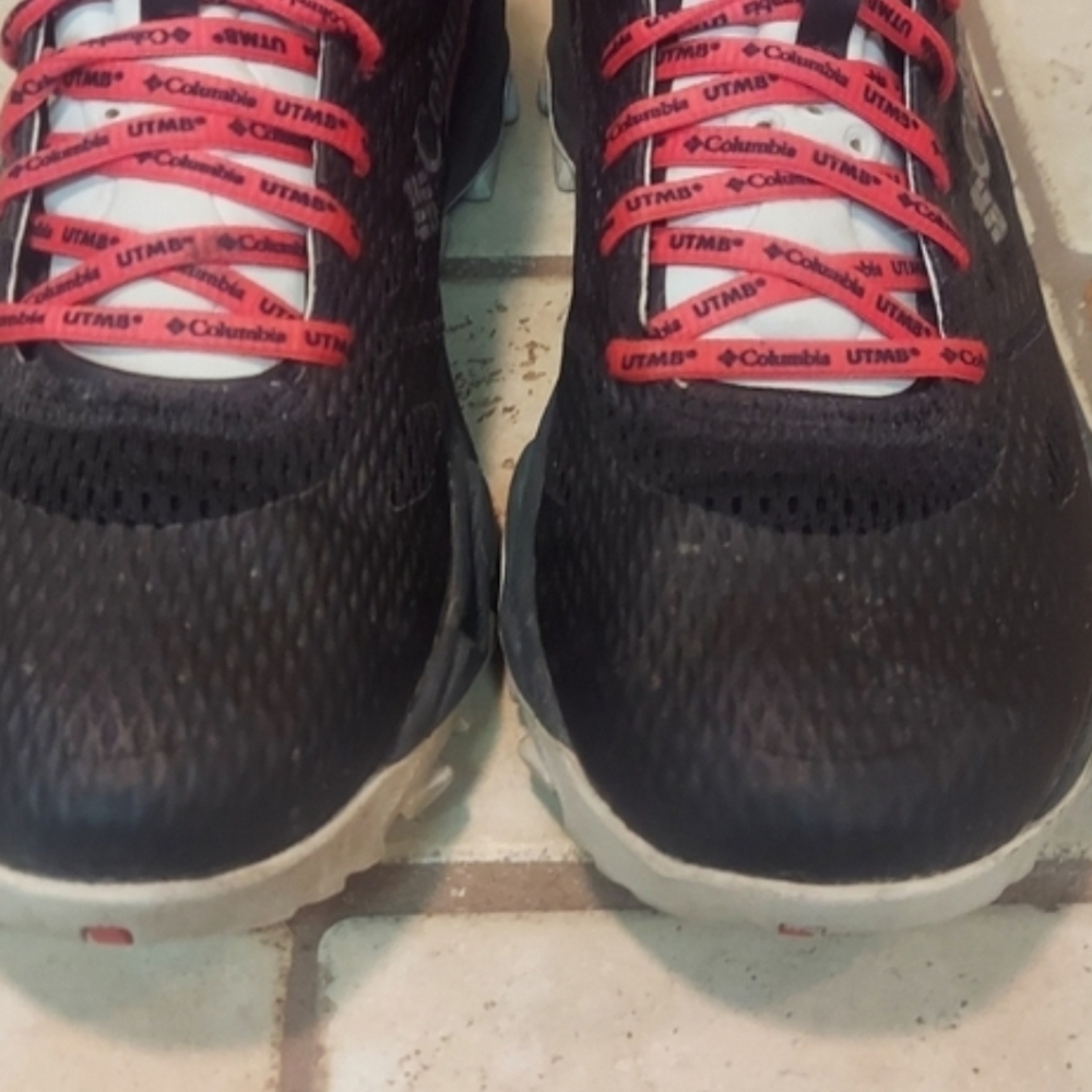 Columbia Womens Black and Red Athletic Sneakers - Picture 2 of 10